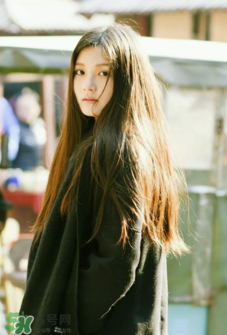 乳腺炎應(yīng)該吃什么藥？乳腺炎應(yīng)該怎么治療？