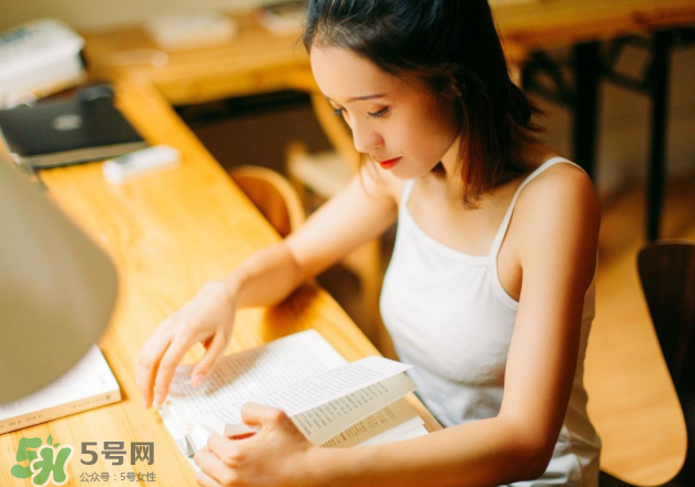 乳腺炎不發(fā)燒能喂奶嗎？乳腺炎輸液能喂奶嗎?