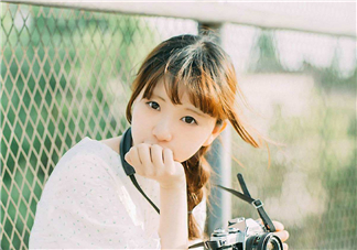 乳腺炎要做手術(shù)嗎？乳腺炎要住院?jiǎn)幔?>
               <p class=