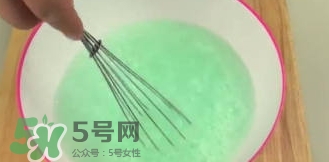 護(hù)發(fā)素能當(dāng)柔順劑嗎？護(hù)發(fā)素當(dāng)柔順劑好不好