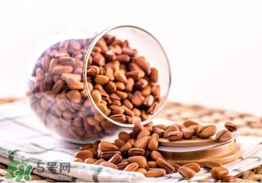 松子不能和什么一起吃？松子什么人不能吃