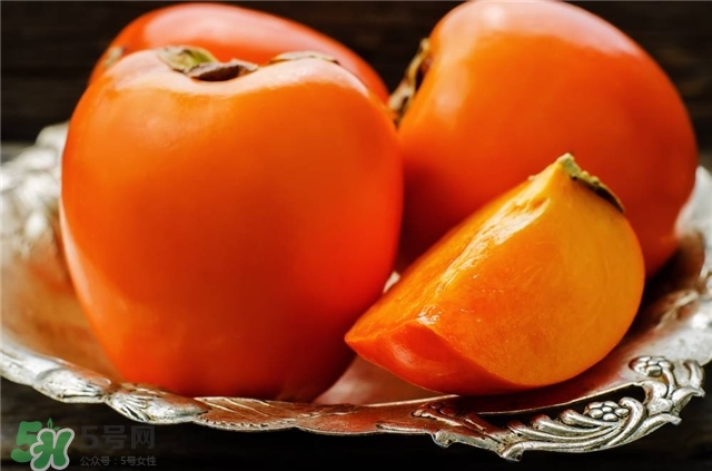 吃柿子惡心想吐怎么辦 吃柿子的禁忌 吃柿子惡心想吐怎么辦 吃柿子的禁忌