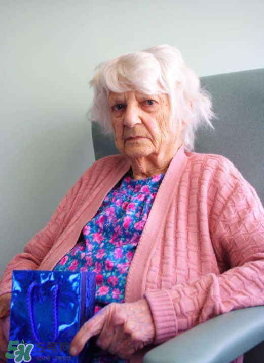 腦血栓要一直吃藥嗎？腦血栓要做手術嗎？