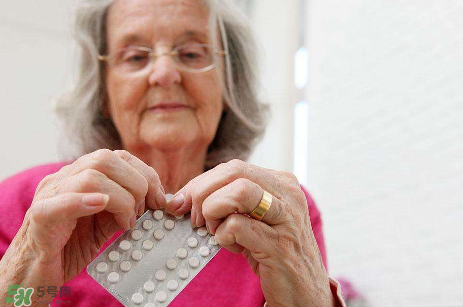 腦血栓可以吃海鮮嗎？腦血栓能吃核桃嗎？