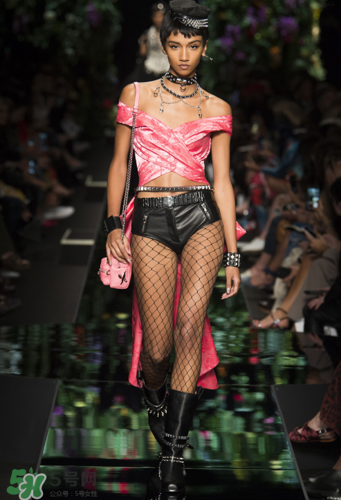 moschino2018春夏系列服裝怎么樣_好看嗎？