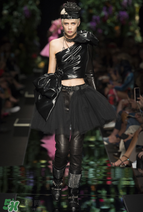 moschino2018春夏系列服裝怎么樣_好看嗎？