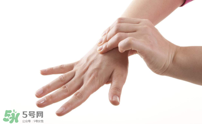 風(fēng)濕是怎么引起的？風(fēng)濕是怎樣形成的？