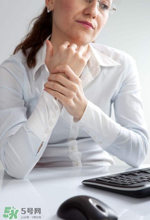 風(fēng)濕要怎么調(diào)理？風(fēng)濕要吃什么食物調(diào)養(yǎng)？