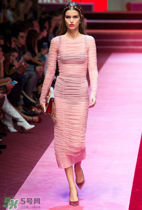 dolce gabbana2018春夏系列服裝怎么樣_好看嗎？