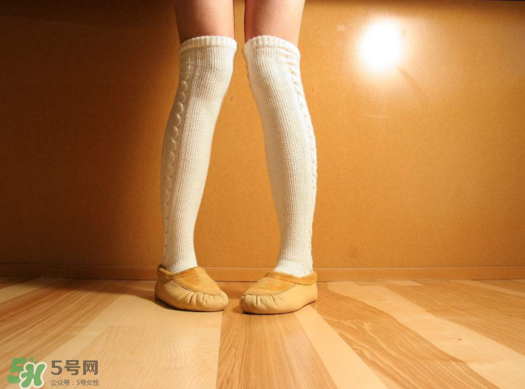 風(fēng)濕會(huì)引起發(fā)燒嗎？風(fēng)濕會(huì)引起胎停嗎？