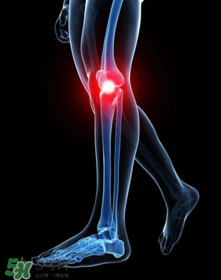 風(fēng)濕可以游泳嗎？風(fēng)濕水涼可以游泳嗎？