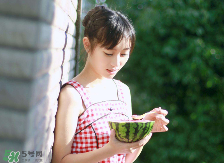 結(jié)膜炎眼睛腫了怎么辦？結(jié)膜炎眼睛紅幾天能好？