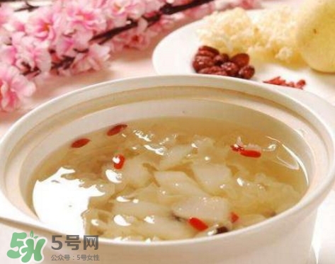 什么食物潤(rùn)肺止咳？潤(rùn)肺止咳湯的做法大全 