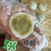 榴蓮冰皮月餅的做法？榴蓮冰皮月餅價(jià)格