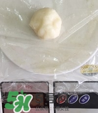榴蓮冰皮月餅的做法？榴蓮冰皮月餅價(jià)格