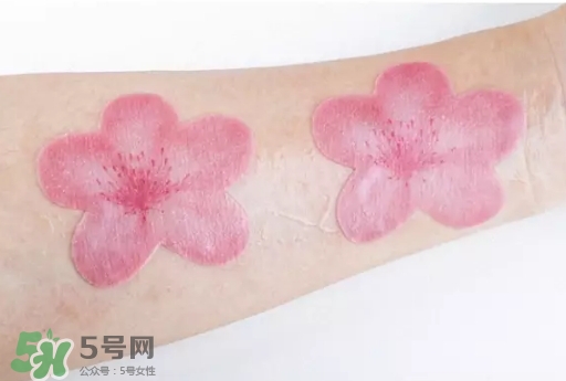 a by bom超能嬰兒基因再生桃花面膜真假怎么辨別-真假對比圖 a by bom超能嬰兒基因再生桃花面膜真假怎么辨別-真假對比圖