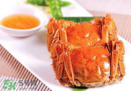 吃螃蟹能喝紅酒嗎 吃螃蟹喝紅酒可以嗎 吃螃蟹能喝紅酒嗎 吃螃蟹喝紅酒可以嗎