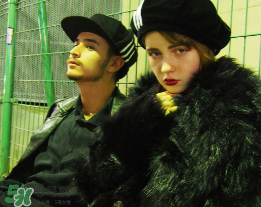 gallerie與adidas聯(lián)名款帽子多少錢_在哪買？