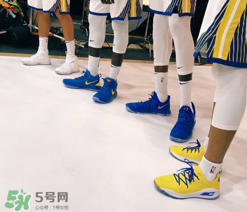 under armour curry 4 low warriors什么時(shí)候發(fā)售？