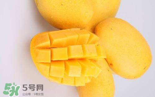 買(mǎi)芒果怎么挑？怎么辨別芒果是不是催熟的？