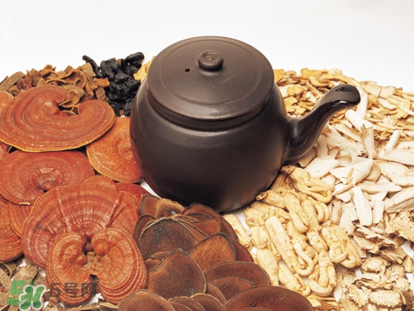 螺旋藻粉怎么吃？螺旋藻粉的功效與作用