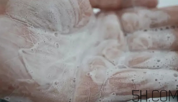 香奈兒潔面膏真假怎么辨別-真假對(duì)比圖 香奈兒潔面膏真假怎么辨別-真假對(duì)比圖