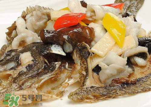 多寶魚怎么去皮 多寶魚去皮圖解 多寶魚怎么去皮 多寶魚去皮圖解