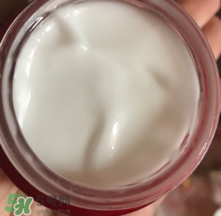 olay小臉霜怎么樣？olay新生塑顏臻粹面霜功效