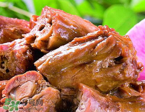 鴨脖熱量高嗎？一根鴨脖子的熱量是多少？