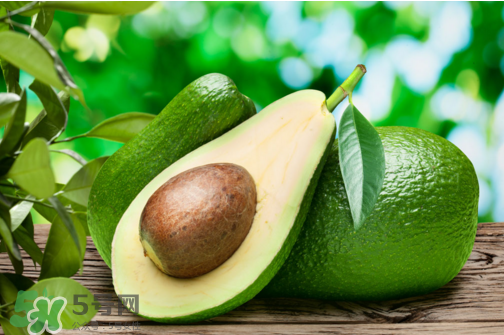 牛油果可以煮熟吃嗎？吃牛油果會(huì)長(zhǎng)胖嗎？