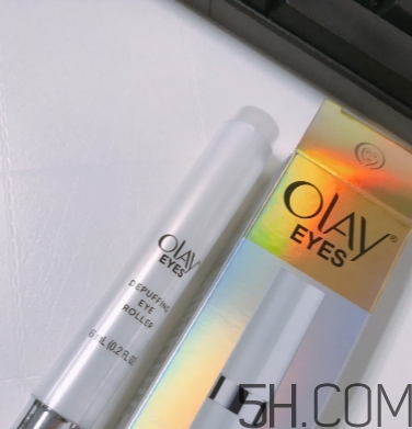 olay水腫消消棒怎么用？olay舒緩眼部走珠筆使用方法