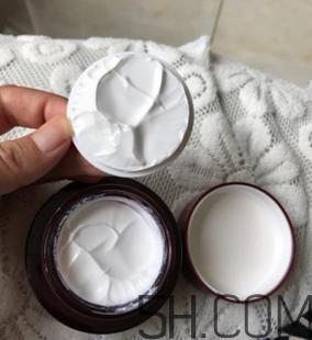 韓束水光素顏霜怎么樣？韓束素顏霜好用嗎？