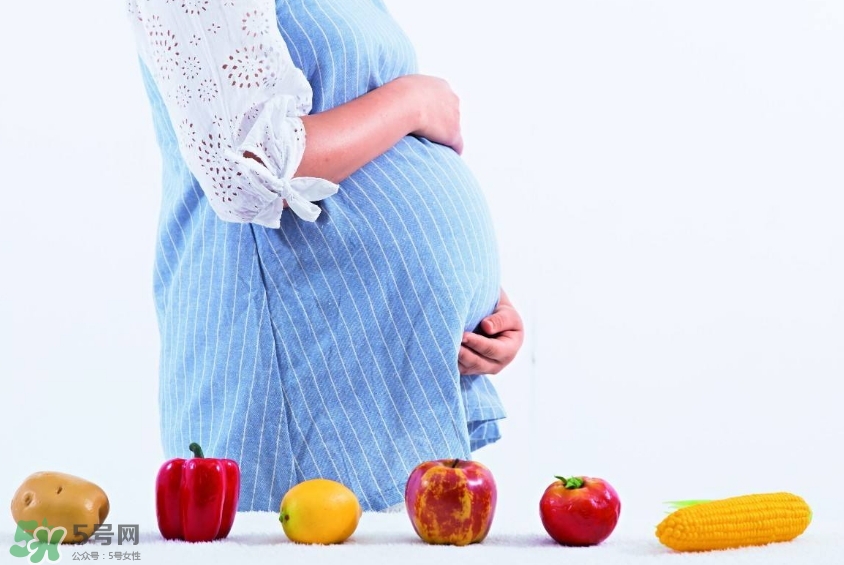 男寶寶更愛(ài)提前報(bào)到嗎？懷男孩更容易早產(chǎn)？