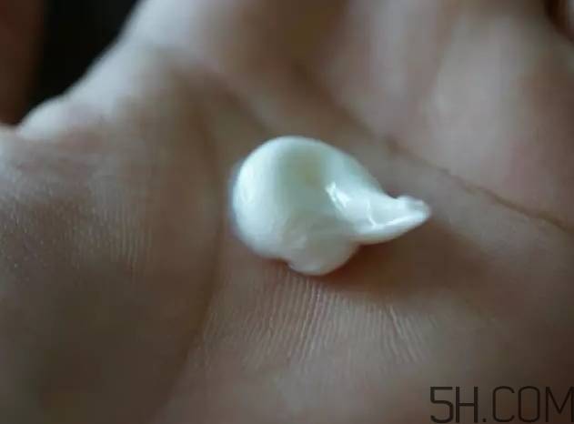 香奈兒潔面膏真假怎么辨別-真假對(duì)比圖 香奈兒潔面膏真假怎么辨別-真假對(duì)比圖