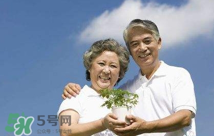 中秋節(jié)送什么給岳父母？中秋節(jié)送什么給公婆