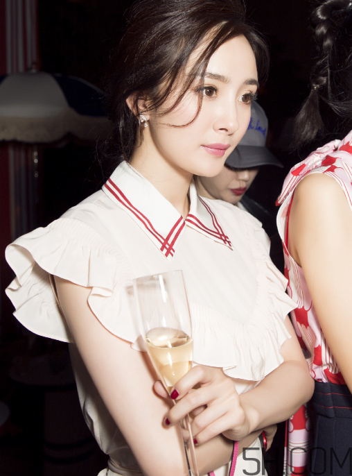 做臥蠶需要多少錢？臥蠶手術(shù)價(jià)格