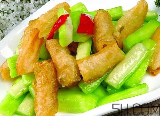 油條和什么炒好吃？油條可以炒什么菜？