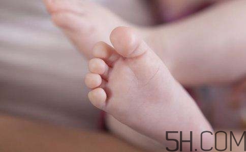 大蒜泡酒可以治腳氣嗎？治腳氣的方法有哪些？