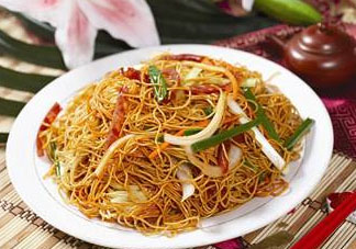 炒面可以隔夜吃嗎？炒面可以放多久？