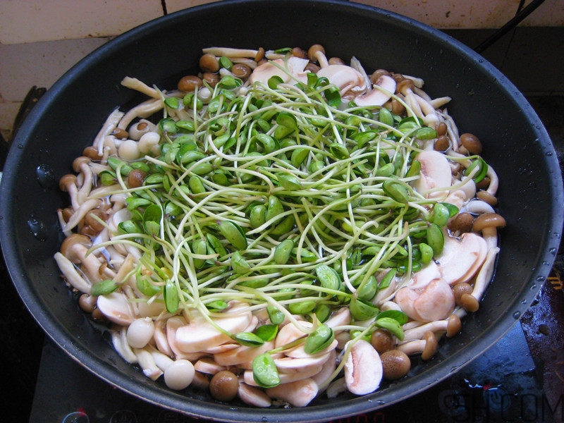 蘑菇和海參能一起吃嗎？蘑菇海參湯的做法