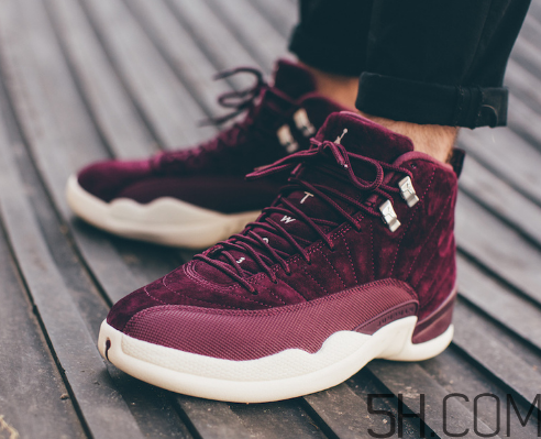air jordan 12 bordeaux紅酒配色上腳效果怎么樣？