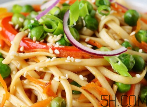 炒面用什么醬油？炒面用什么調料最香？