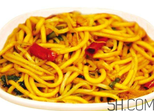 吃炒面會胖嗎？炒面熱量高嗎？