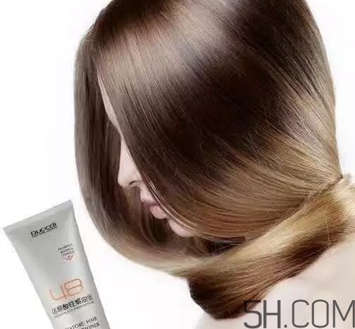 焗油膏弄到臉上怎么洗？