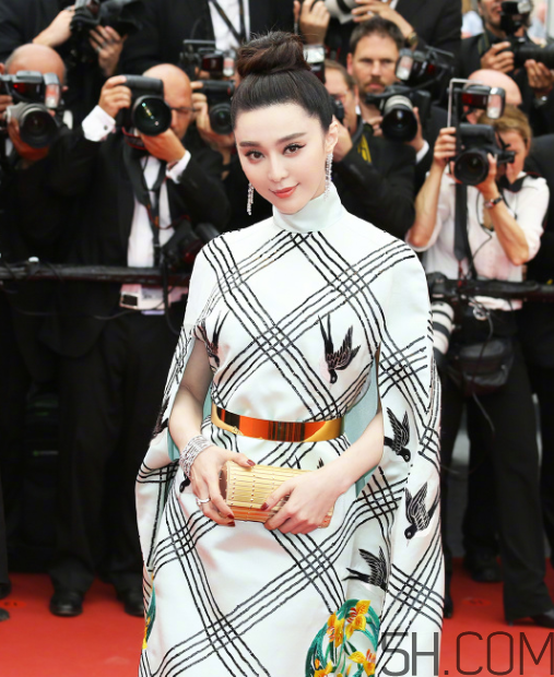 豐唇多少錢？豐唇疼嗎？