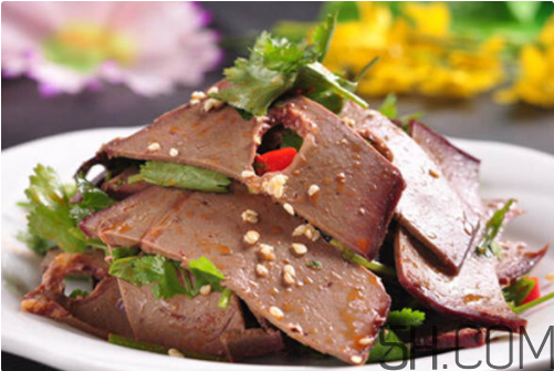 南瓜發(fā)霉了能吃嗎？高血壓不能吃的食物