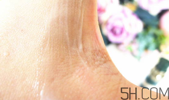 海藍(lán)之謎活顏煥膚精華露怎么樣？產(chǎn)品評測