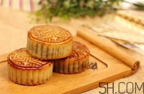 中秋吃月餅從什么時(shí)候流傳下來的？小龍蝦月餅?zāi)睦锟梢再I到