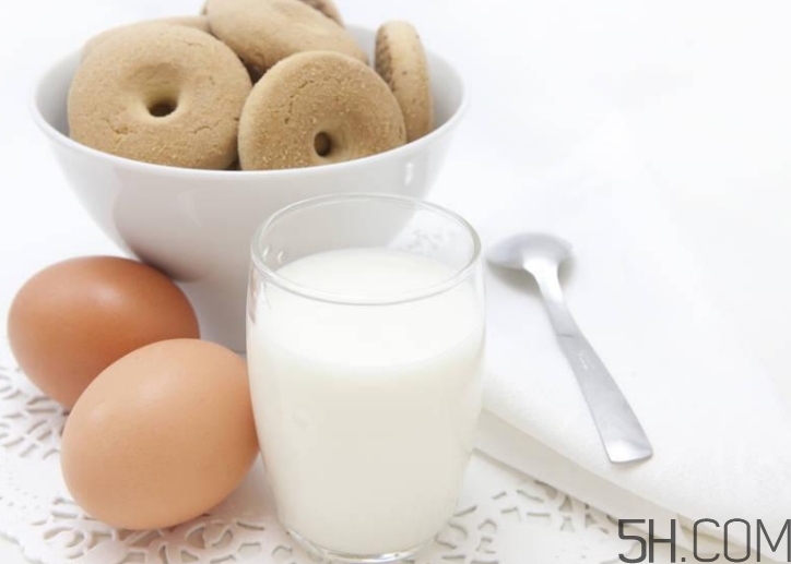 早上喝牛奶拉肚子是怎么回事？早上喝牛奶拉肚子怎么辦？