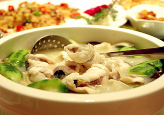 脆肉鯇是淡水魚嗎？脆肉鯇是怎么養(yǎng)殖的？